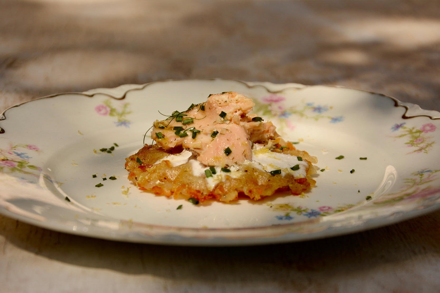 Rösti with Crème Fraîche and Patagonian Smoked Salmon – Cole's Seafood